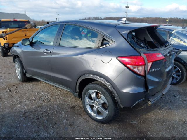 2017 HONDA HR-V 3CZRU6H31HG708420 Photo 2