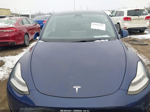 2020 TESLA MODEL Y 5YJYGDEF3LF039058 Photo 9