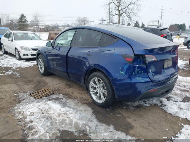 2020 TESLA MODEL Y 5YJYGDEF3LF039058 Photo 2