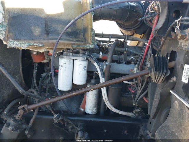 43814395 :رقم المزاد ، 1M2AA12Y6RW038543 vin ، 1994 Mack 600 Ch600 مزاد بيع