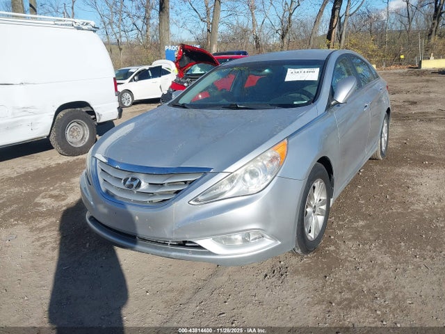 2013 Hyundai Sonata Gls მანქანა იყიდება აუქციონზე, vin: 5NPEB4AC1DH691533, აუქციონის ნომერი: 43814400