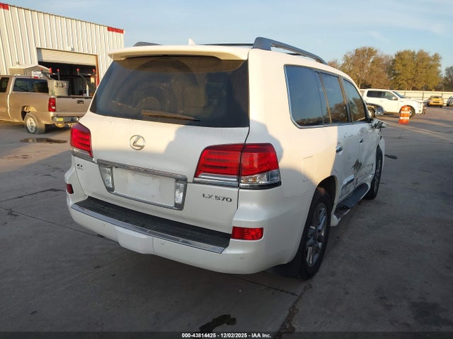 2014 LEXUS LX 570 JTJHY7AX8E4156039 Photo 3