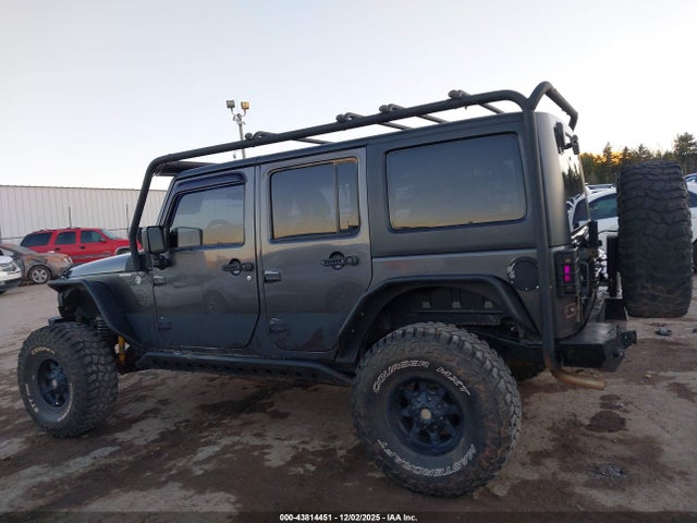 43814451 :رقم المزاد ، 1C4BJWDG1EL192714 vin ، 2014 Jeep Wrangler Unlimited Sport مزاد بيع