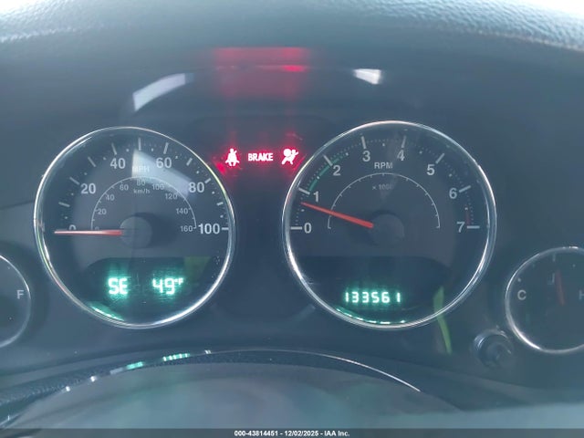 43814451 :رقم المزاد ، 1C4BJWDG1EL192714 vin ، 2014 Jeep Wrangler Unlimited Sport مزاد بيع