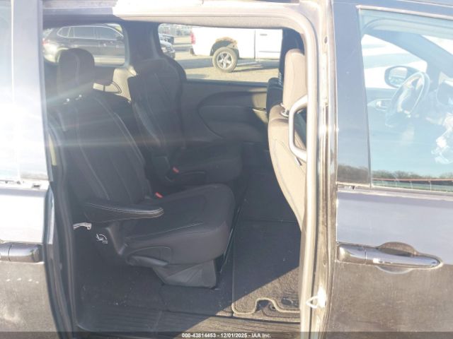 2021 CHRYSLER PACIFICA 2C4RC1FG5MR556633 Photo 7