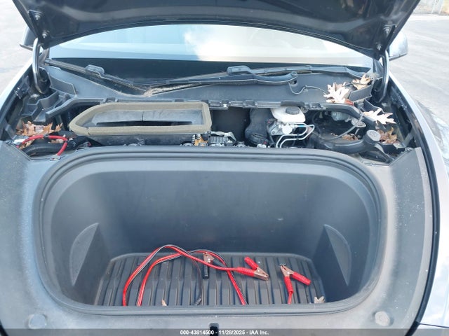 2020 TESLA MODEL Y 5YJYGDEE3LF048656 Photo 9