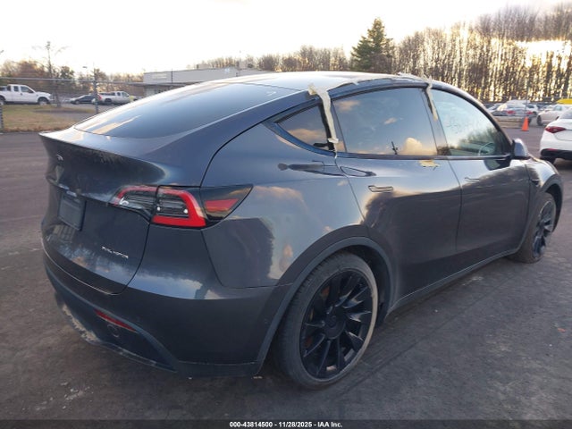 2020 TESLA MODEL Y 5YJYGDEE3LF048656 Photo 3