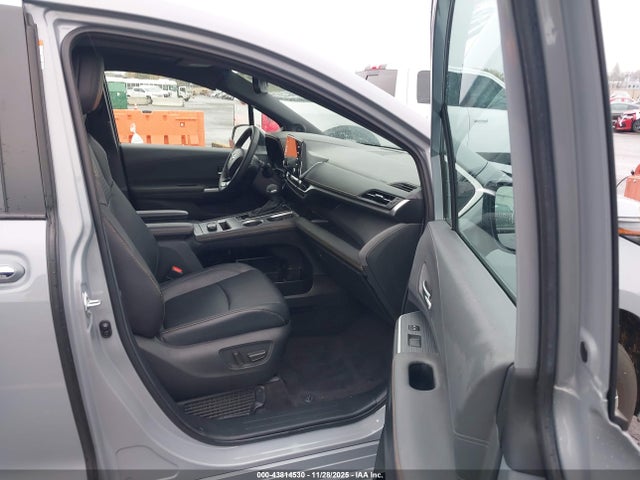 Toyota Sienna Woodland Edition 2023 5TDCSKFC2PS100984 Image 5