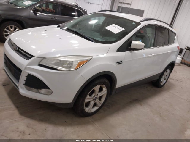 1FMCU9GX8FUC13364 Ford ESCAPE SE