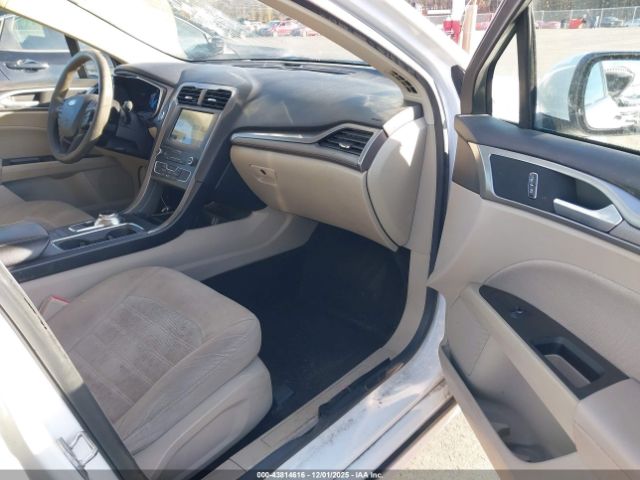 2020 FORD FUSION 3FA6P0HD5LR178591 Photo 4