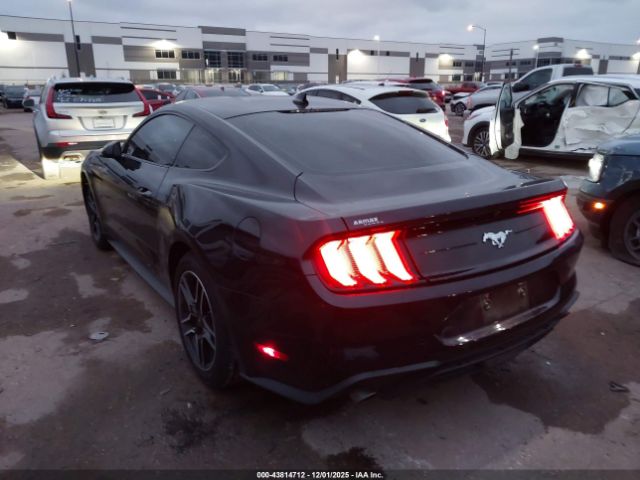 2022 FORD MUSTANG 1FA6P8TH2N5150620 Photo 2