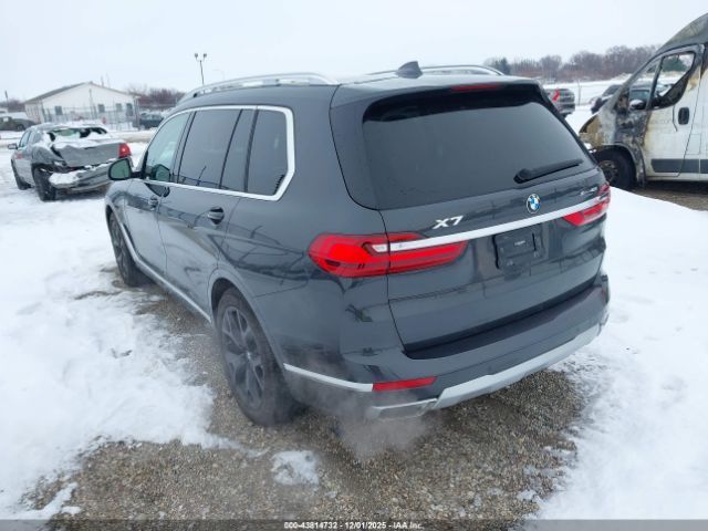 2020 BMW X7 5UXCW2C05L9A00421 Photo 2