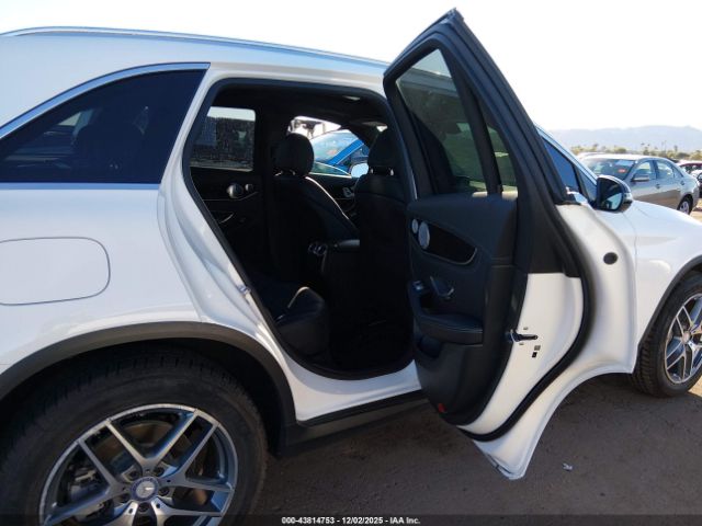 2017 MERCEDES-BENZ GLC 300 WDC0G4JB2HF167370 Photo 7