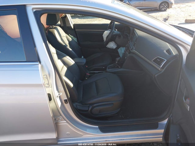 KMHD84LF3HU068343 Hyundai Elantra Limited