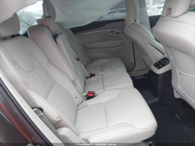YV4H60CF6R1226694 Volvo Xc90 Recharge Plug-in Hybrid T8 Ultimate Bright Theme 7-seater
