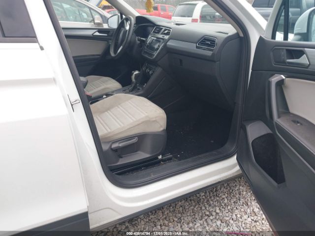 2023 VOLKSWAGEN TIGUAN 3VVRB7AX7PM021362 Photo 4