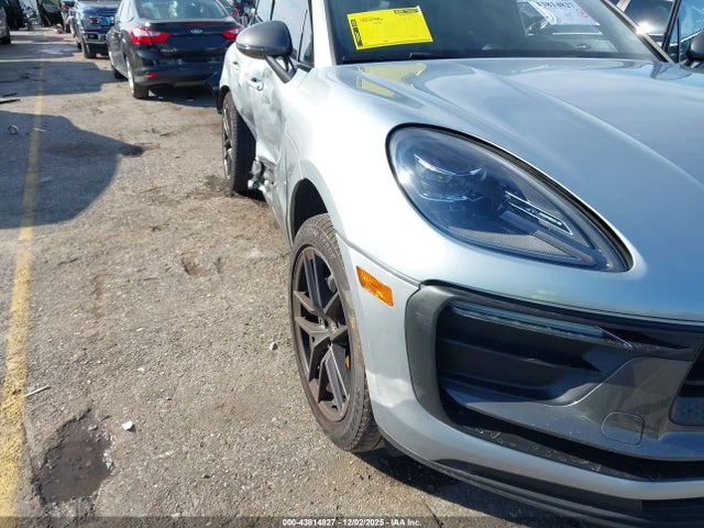 2023 PORSCHE MACAN WP1AA2A59PLB19681 Photo 5