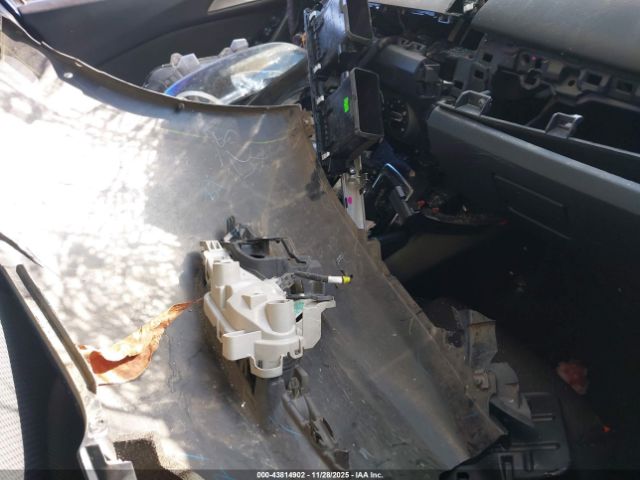 2017 MAZDA MAZDA3 3MZBN1U78HM102188 Photo 4