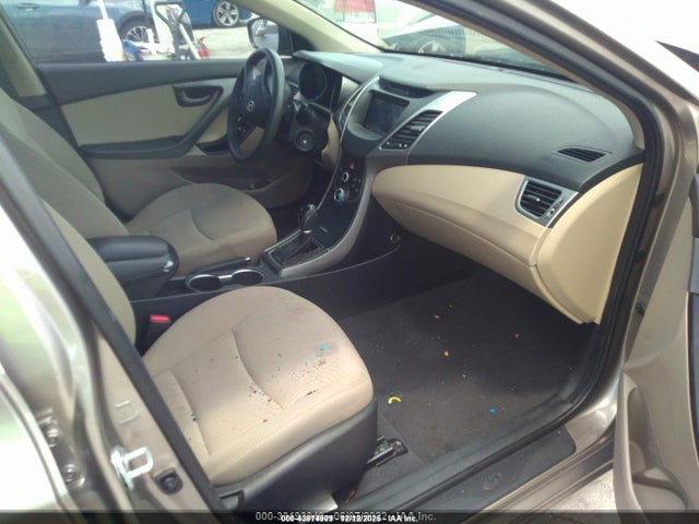 Продаж на аукціоні авто 2016 Hyundai Elantra Se, vin: 5NPDH4AE3GH719476, номер лоту: 43814909