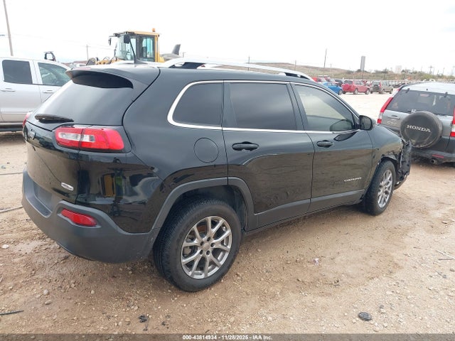 Jeep Cherokee Latitude Plus Fwd 2018 1C4PJLLB2JD621776 Image 4