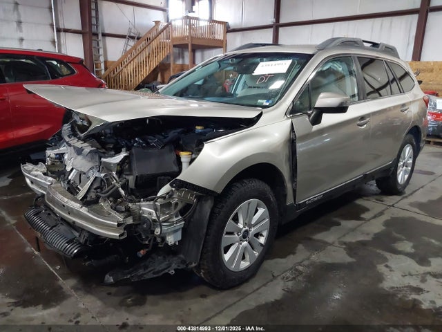Subaru Outback 2.5i Premium 2017 4S4BSAFC9H3400638 Image 2
