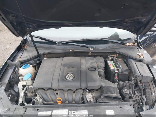 2013 VOLKSWAGEN PASSAT 1VWBP7A38DC124752 Photo 9