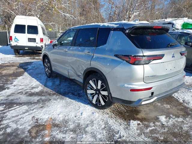 2025 MITSUBISHI OUTLANDER JA4J4VA87SZ017431 Photo 2