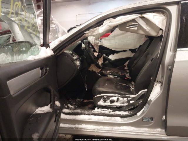 2013 VOLKSWAGEN PASSAT 1VWBP7A30DC095893 Photo 4