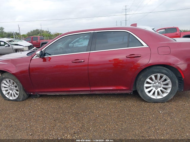 Chrysler 300 2019 2C3CCAAG0KH746084 Image 14