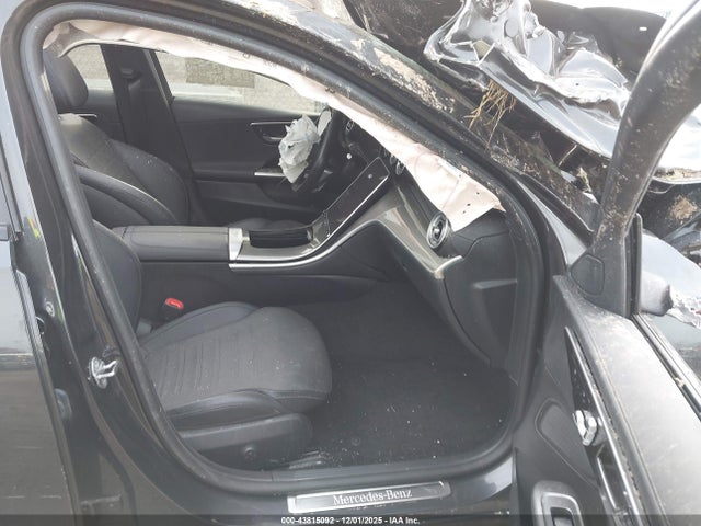 2022 MERCEDES-BENZ C 300 W1KAF4HB2NR052674 Photo 4