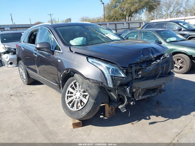 2017 CADILLAC XT5 1GYKNBRS4HZ247601 Photo 0
