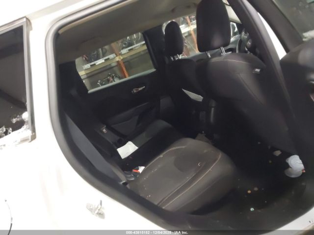 2015 JEEP CHEROKEE 1C4PJMCB0FW788817 Photo 7