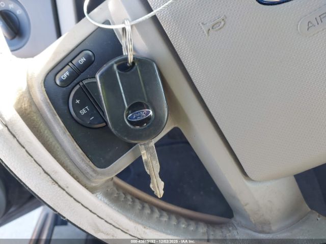 2010 FORD EXPEDITION 1FMJU1F54AEB56639 Photo 10