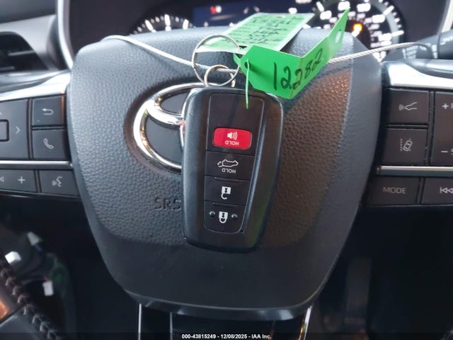 Toyota Highlander Xle 2021 5TDGZRBH4MS547903 Image 11