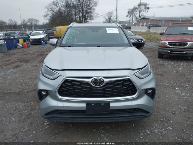 Toyota Highlander Xle 2021 5TDGZRBH4MS547903 Image 13