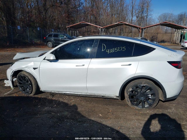 7SAYGDEE5PA030956 Tesla Model Y Awd/long Range Dual Motor All-wheel Drive
