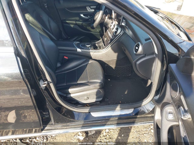 Aukcja sprzedaży 2017 Mercedes-benz C 300, vin: 55SWF4JB7HU186678, numer aukcji: 43815329