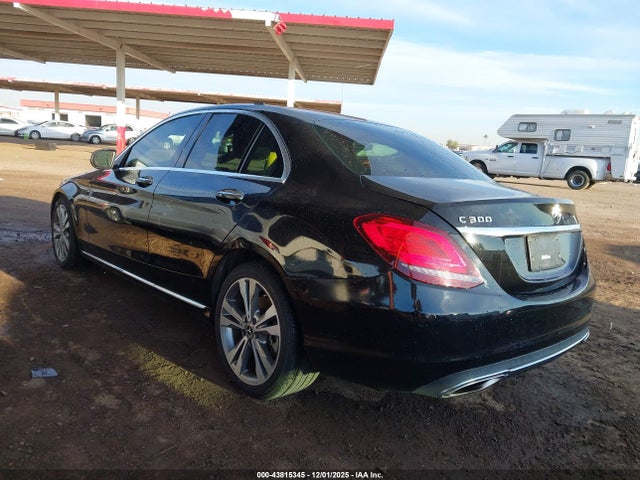 Mercedes-Benz C 300 2020 W1KWF8DB7LR570022 Image 3