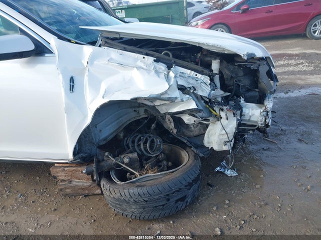1LNHL9FT3EG600473 Lincoln Mks Ecoboost