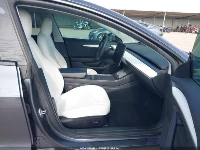 2021 TESLA MODEL 3 5YJ3E1EA2MF032252 Photo 4