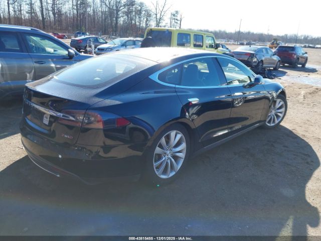 2015 TESLA MODEL S 5YJSA1H49FF082064 Photo 3