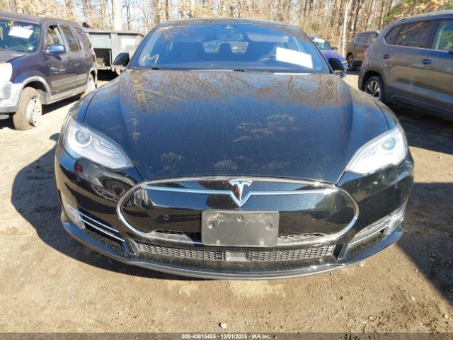 2015 TESLA MODEL S 5YJSA1H49FF082064 Photo 5