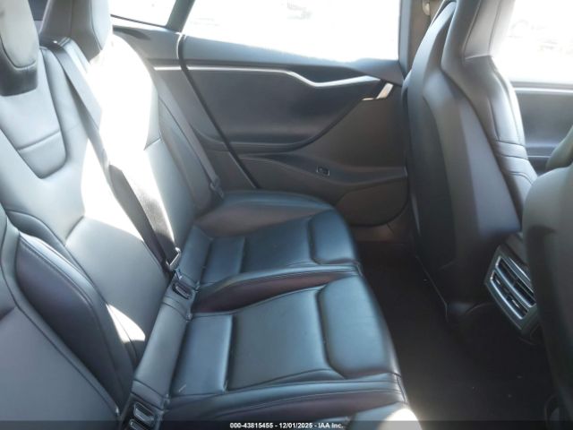 2015 TESLA MODEL S 5YJSA1H49FF082064 Photo 7