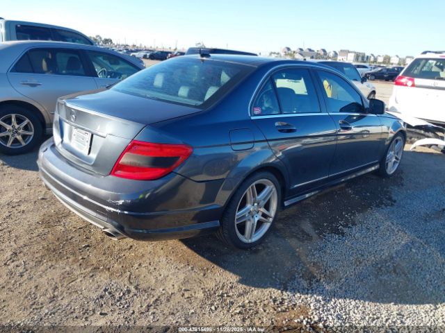 2009 MERCEDES-BENZ C 300 WDDGF54XX9R054356 Photo 3