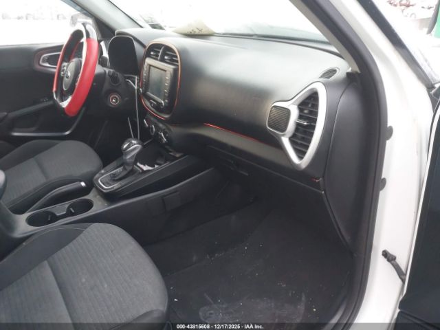 2020 KIA SOUL KNDJ63AU6L7732991 Photo 4