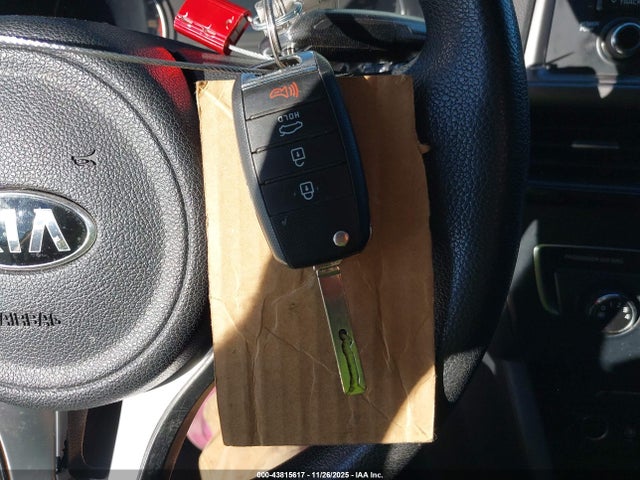 5XXGT4L39GG120956 KIA Optima Lx