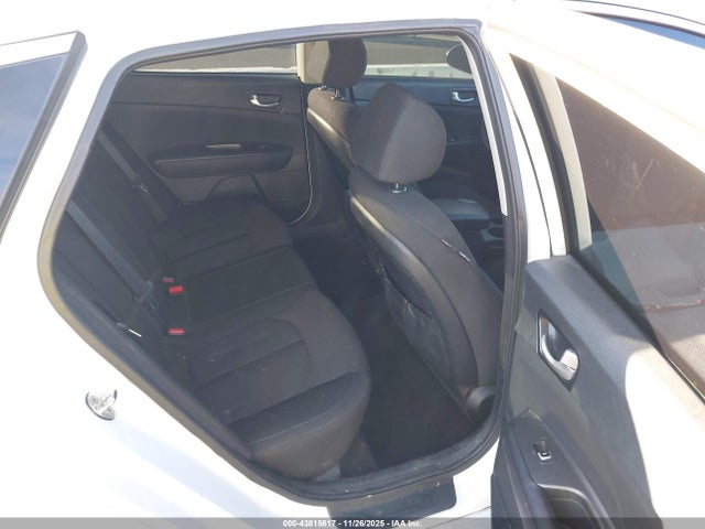 5XXGT4L39GG120956 KIA Optima Lx