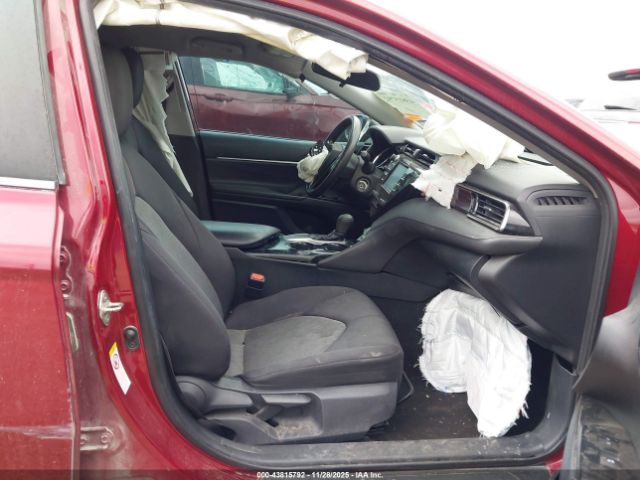 2019 TOYOTA CAMRY 4T1B11HK5KU715042 Photo 4