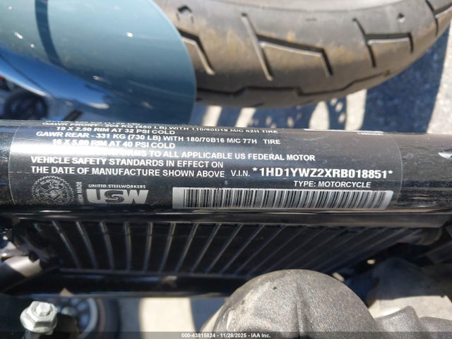 Harley-Davidson FXLRS 2024 1HD1YWZ2XRB018851 Image 10