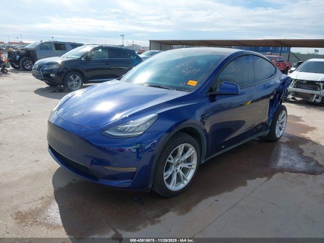 2023 TESLA MODEL Y 7SAYGDEE9PA076287 Photo 1